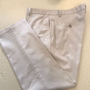 HAGGAR Men’s Iron Free Premium Khaki Pant Straight Fit.